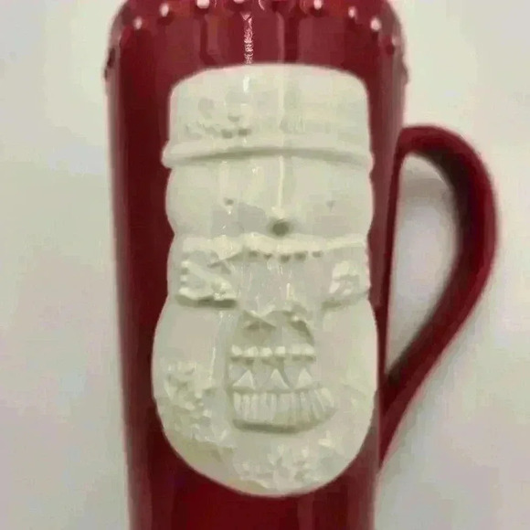 NWOT Hallmark 3D White Snowman Deep Red Tall 16 Oz Mug Dishwasher Microwave Safe - Picture 1 of 6